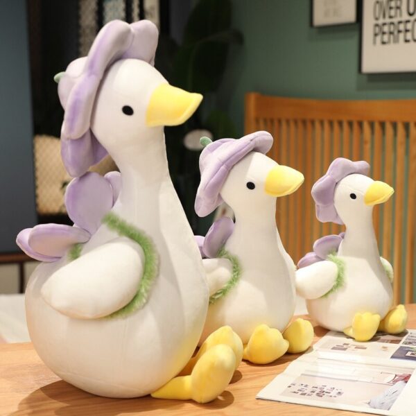 Flower Duck Plush – Adorable & Soft 30cm Toy