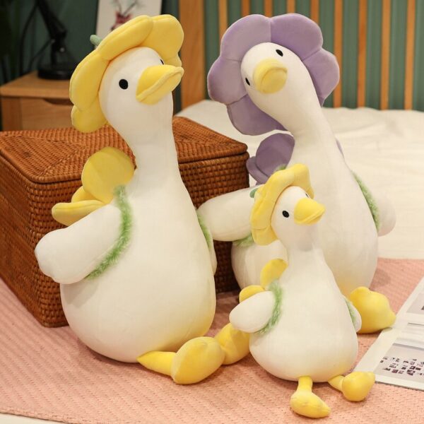 Flower Duck Plush – Adorable & Soft 30cm Toy - Image 2